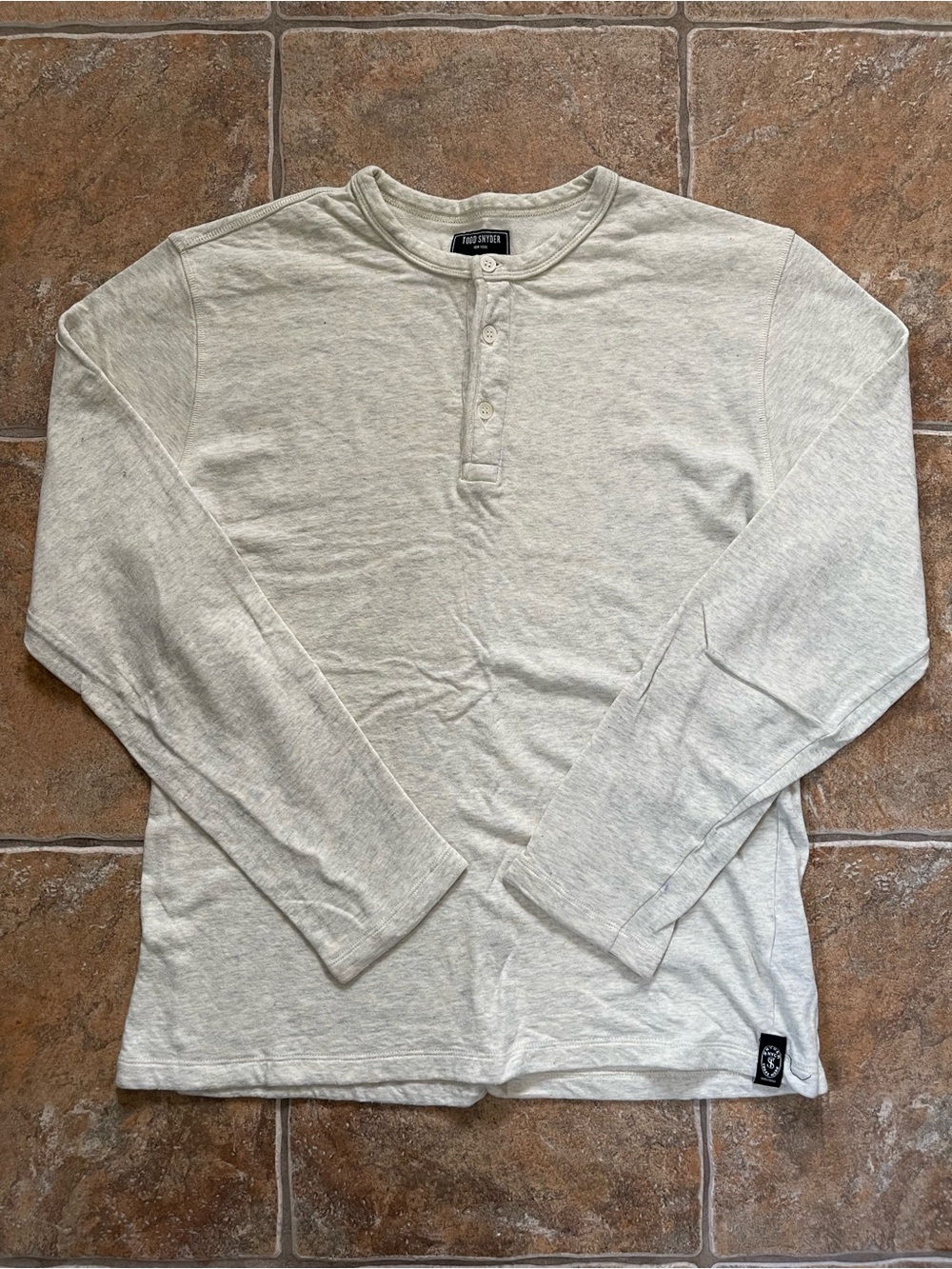 Todd Snyder Double Weave Henley in Grey Heather